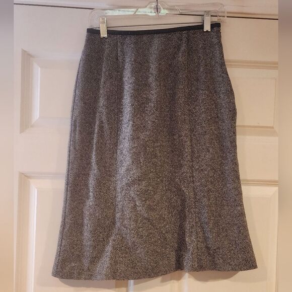 Sigrid Olsen gray and black wool blend knee length skirt Size 4 - Picture 4 of 5